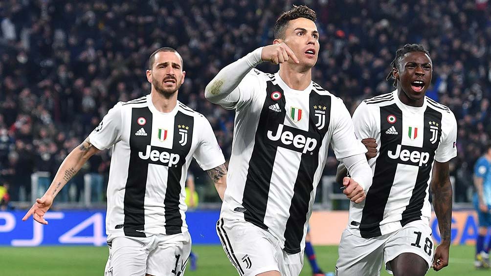 Cristiano Ronaldo festeja un gol con Juventus