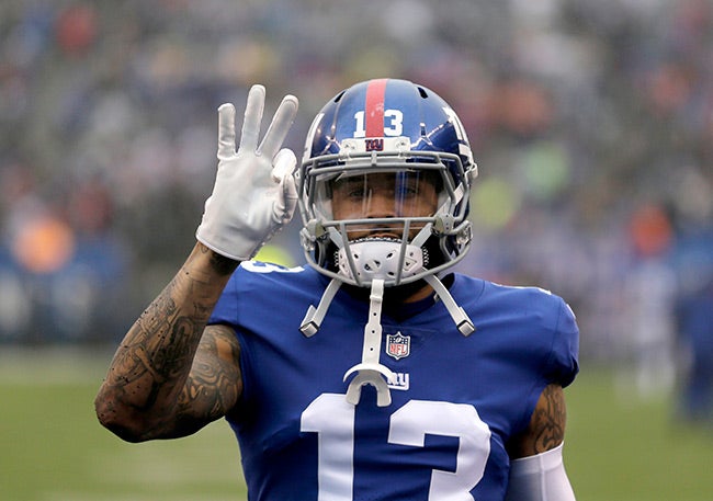 Odell hace un gesto de aprobación durante un duelo con NY