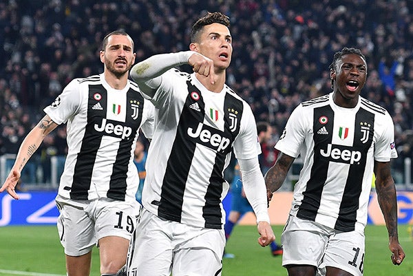 Cristiano celebra uno de sus goles contra Atlético de Madrid 