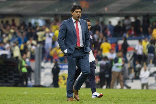 Cardozo durante el partido contra América