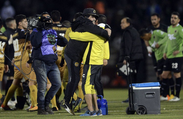 Maradona festeja triunfo de Dorados