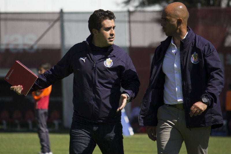 Marcelo Michel Leaño trabajando con las Fuerzas Básicas de Chivas