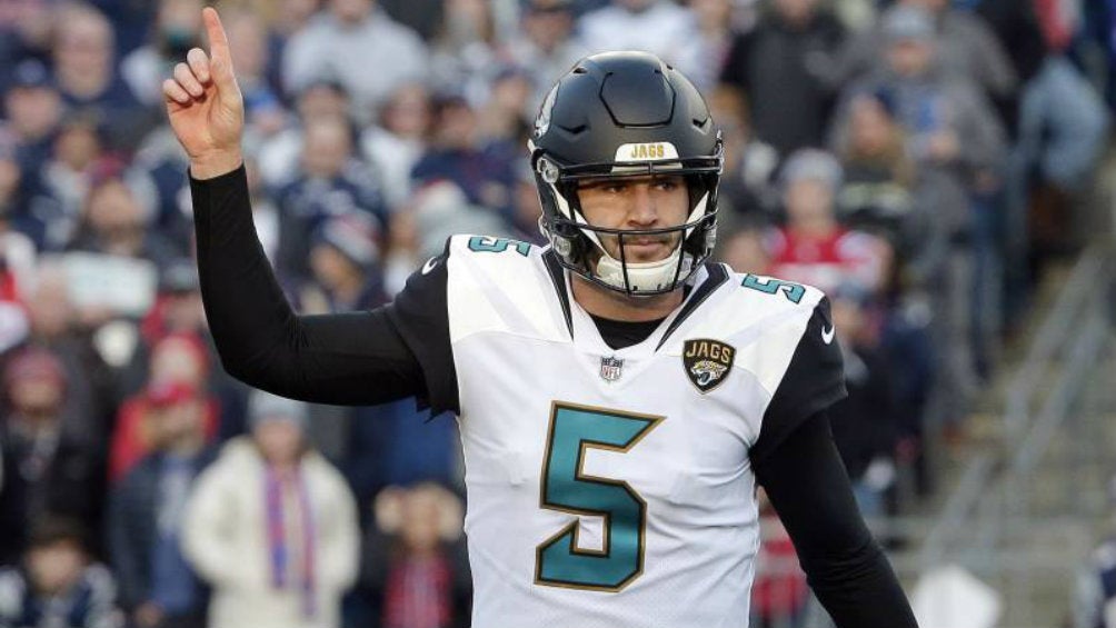 Blake Bortles durante un partido con los Jaguars