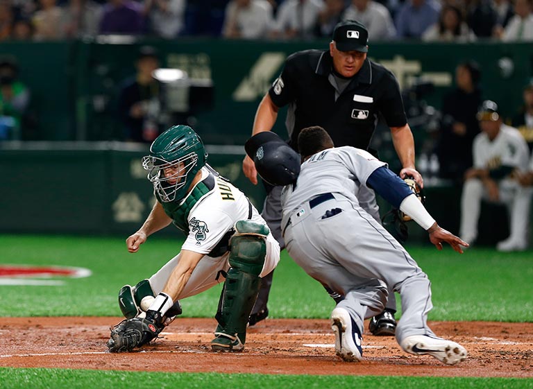 Tim Beckhman logra una carrera para Mariners