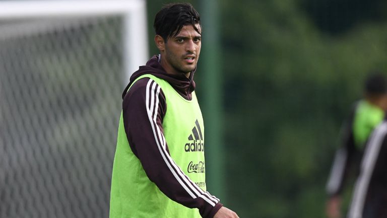 Carlos Vela durante un entrenamiento con el Tricolor