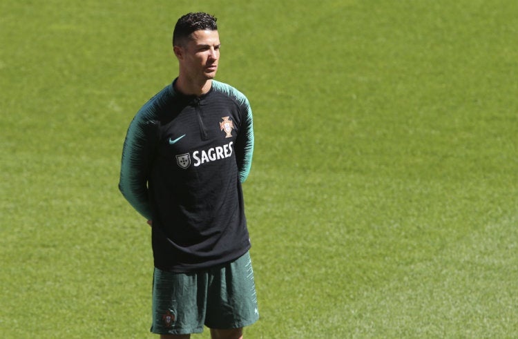 CR7, en la concentración con Portugal