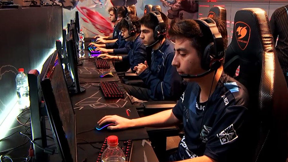 Isurus, en selección de campeones contra Infinity