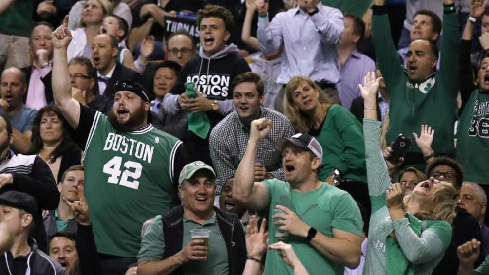 Aficionados de los Boston Celtics durante un partido