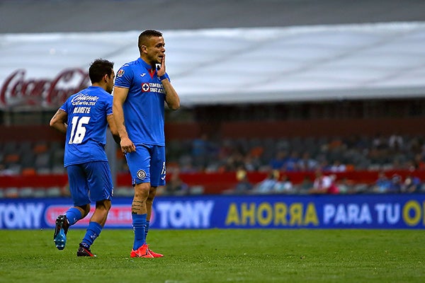 Rodríguez se lamenta en juego de Cruz Azul 