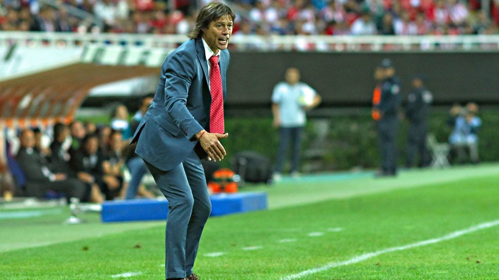 Matías Almeyda durante un partido de Chivas 