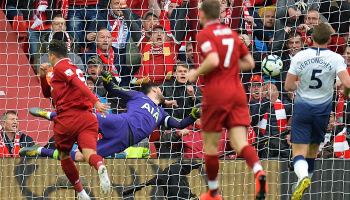 Momento exacto del gol de Firmino