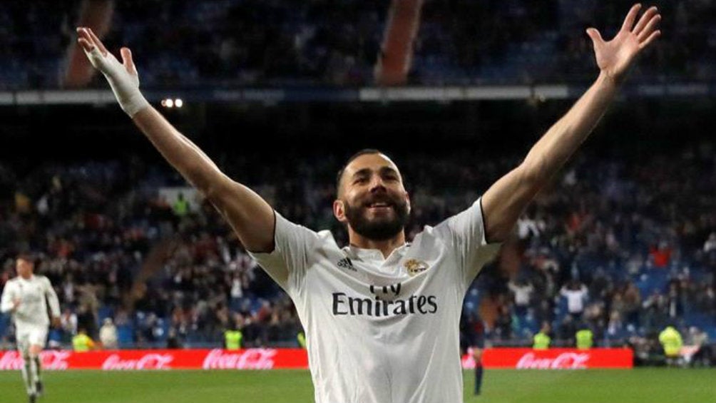 Benzema festeja gol contra Huesca