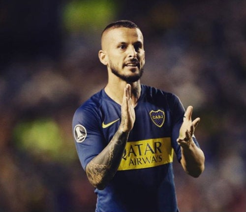 Darío Benedetto festeja en un partido de Boca