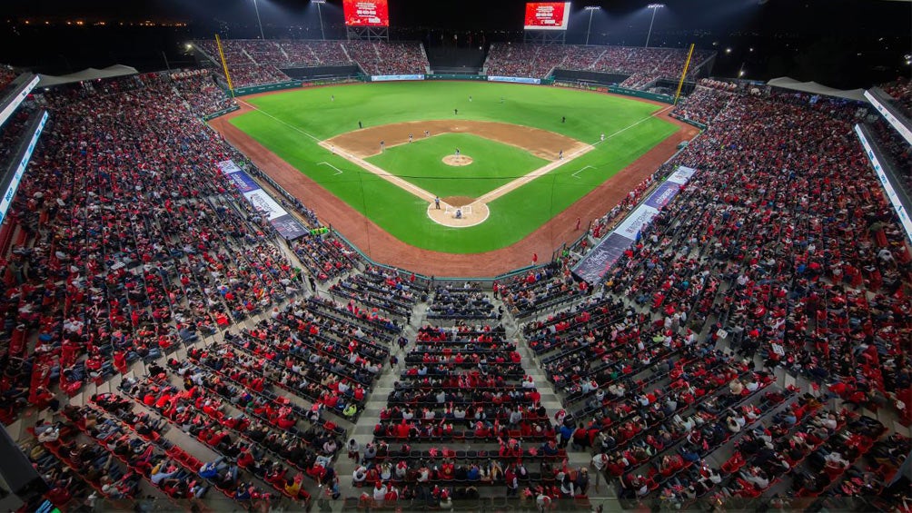 Estadio Alfredo Harp Helú, durante su partido inaugural