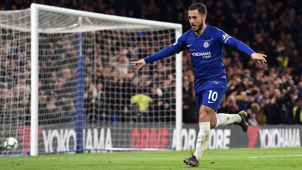 Hazard celebra un tanto con el Chelsea en Premier 