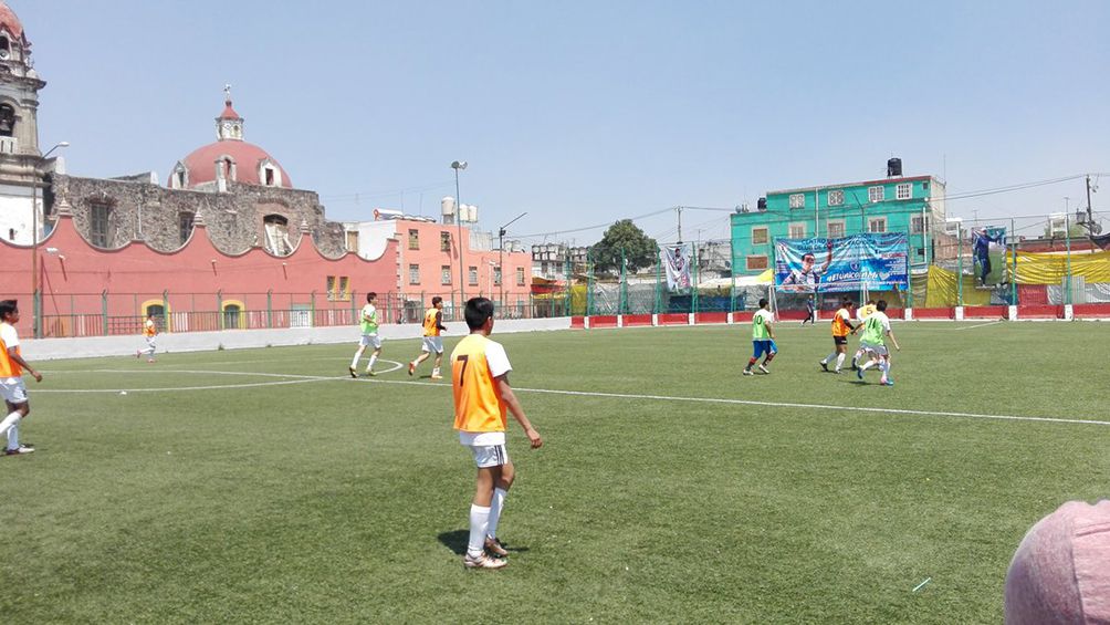 El futbol se disfruta en el Maracaná de Tepito