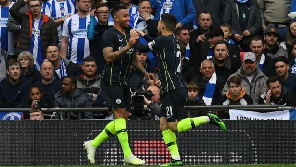 Gabriel Jesus festeja tanto contra el Brighton 