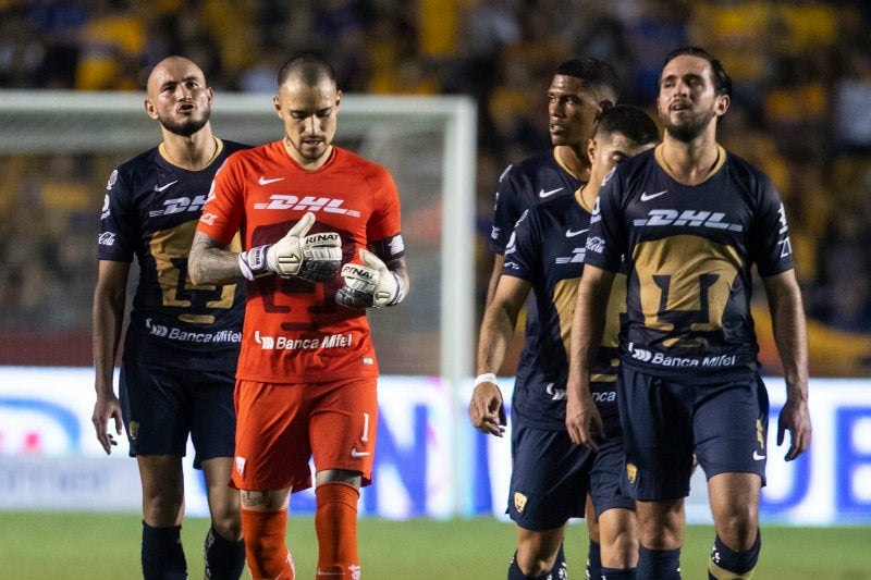 Jugadores de Pumas lamentan la derrota