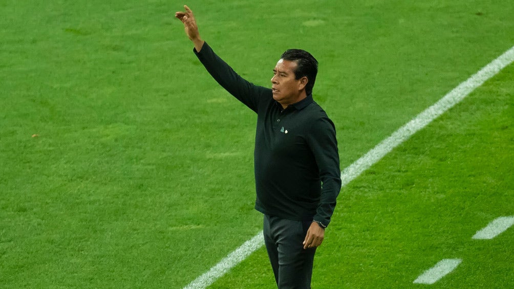 Alberto Coyote, durante el duelo entre Chivas y Lobos BUAP