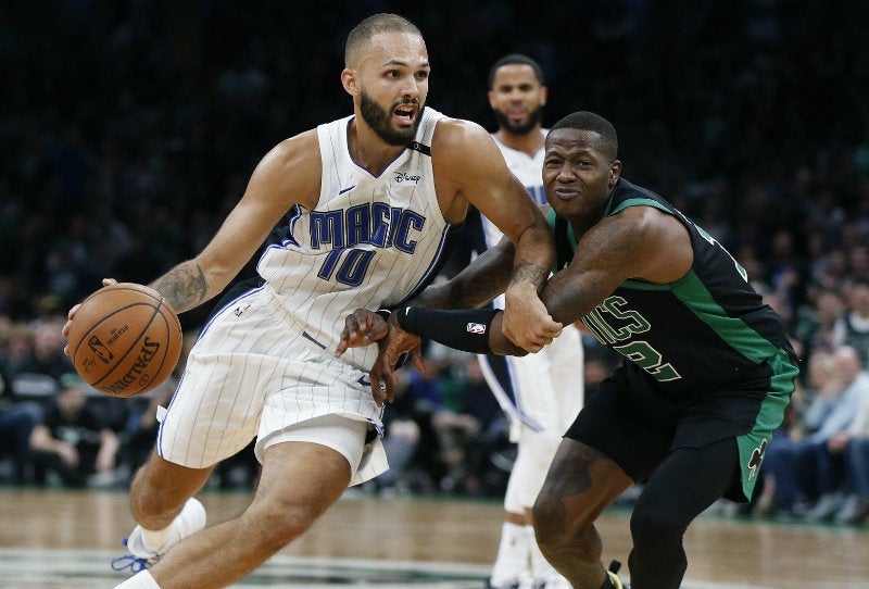 Evan Fournier durante el duelo entre Magic y Celtics