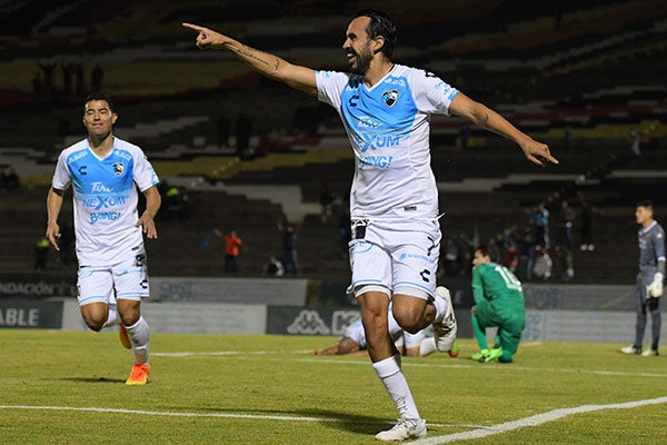 Diego Esqueda festeja gol de La Jaiba