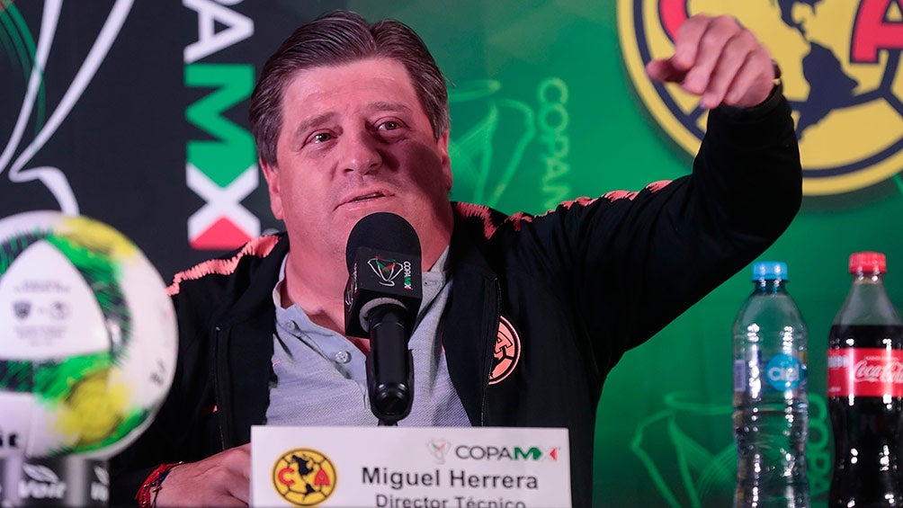 Piojo Herrera, durante la conferencia de prensa