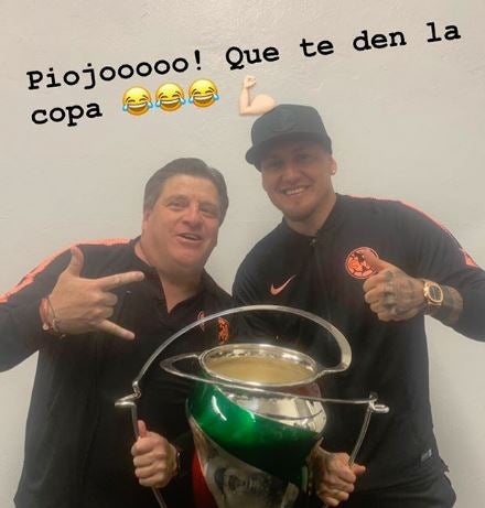 Piojo y Nico Castillo presumen el título de la Copa MX