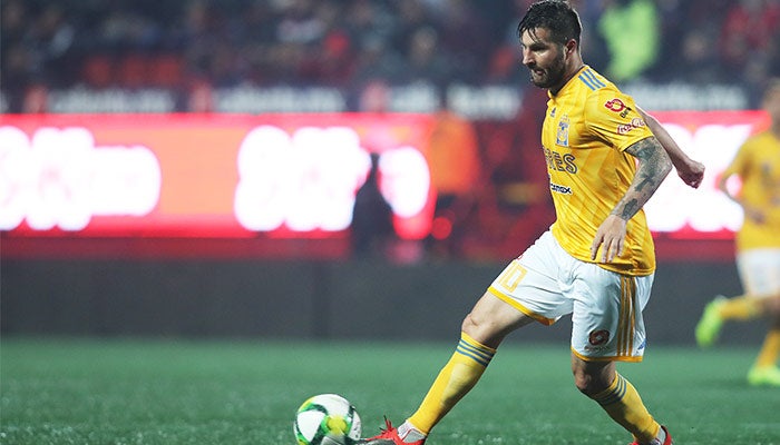 Gignac en un partido con Tigres 