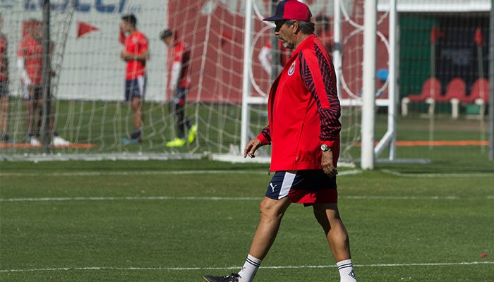 Tomás Boy en entrenamiento con Chivas 