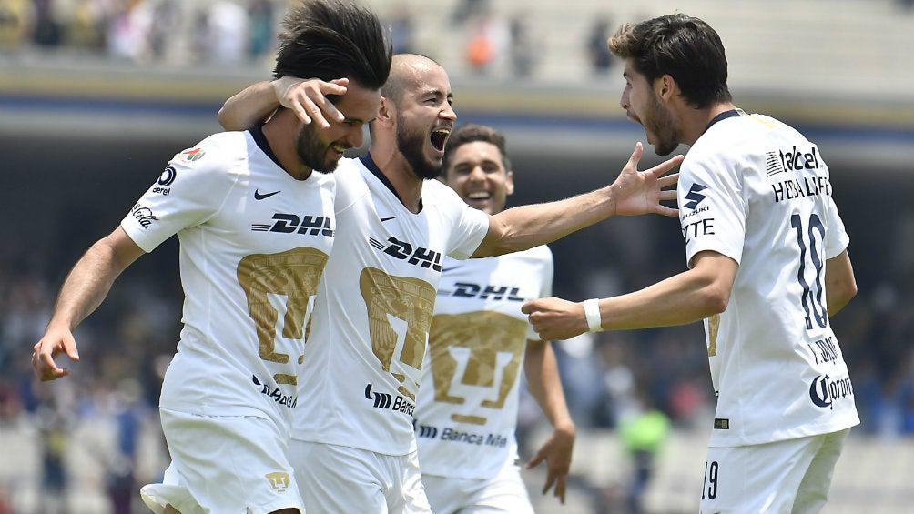 Pumas celebra una anotación frente a Xolos 