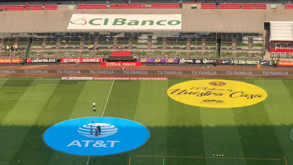 América despliega pancarta en Clásico Joven