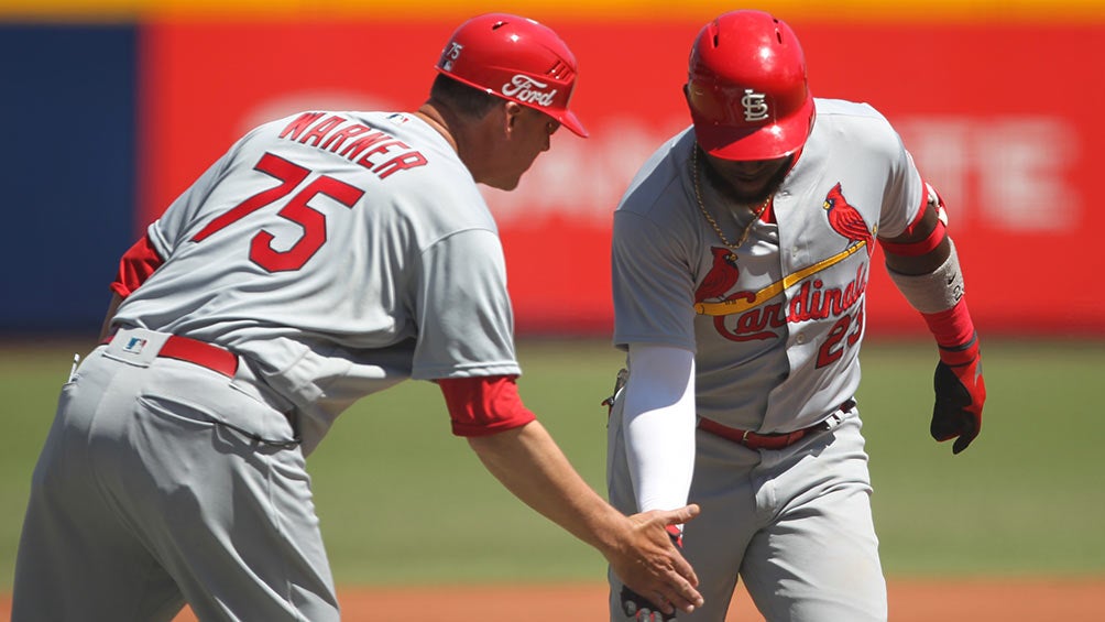 St. Louis celebra la victoria ante Reds