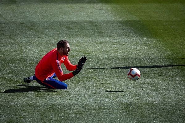 Jan Oblak durante un entrenamiento con Atlético de Madrid 