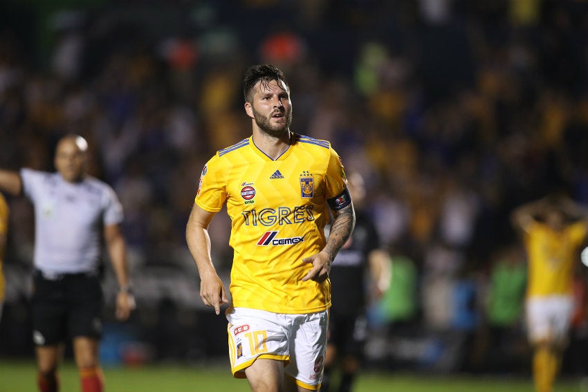 Gignac durante un encuentro de Tigres 