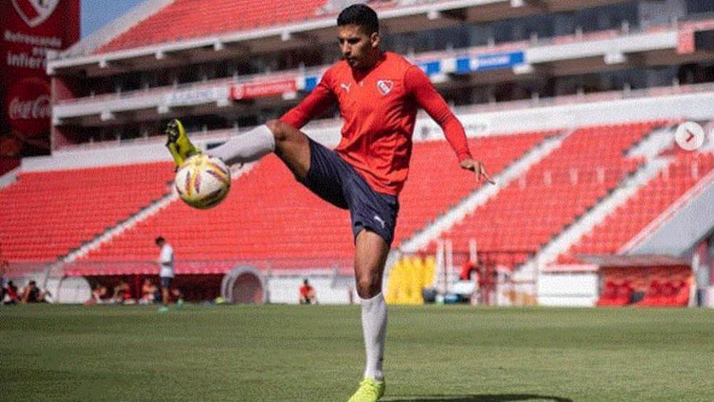 Cecilio Domínguez en un entrenamiento del Independiente