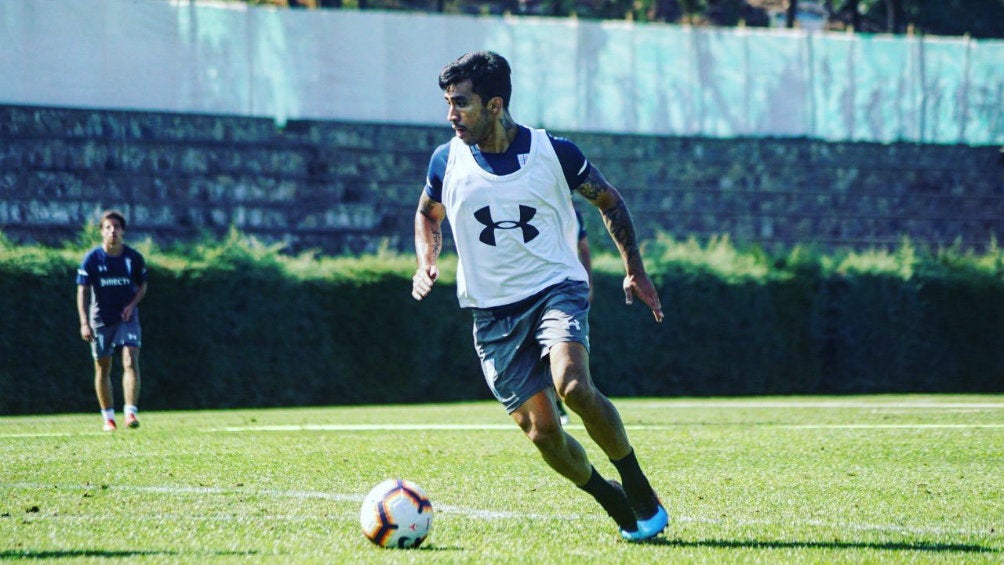 Puch durante entrenamiento de la Universidad Católica 