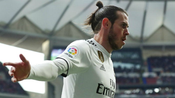 Bale festeja una anotación durante un partido 