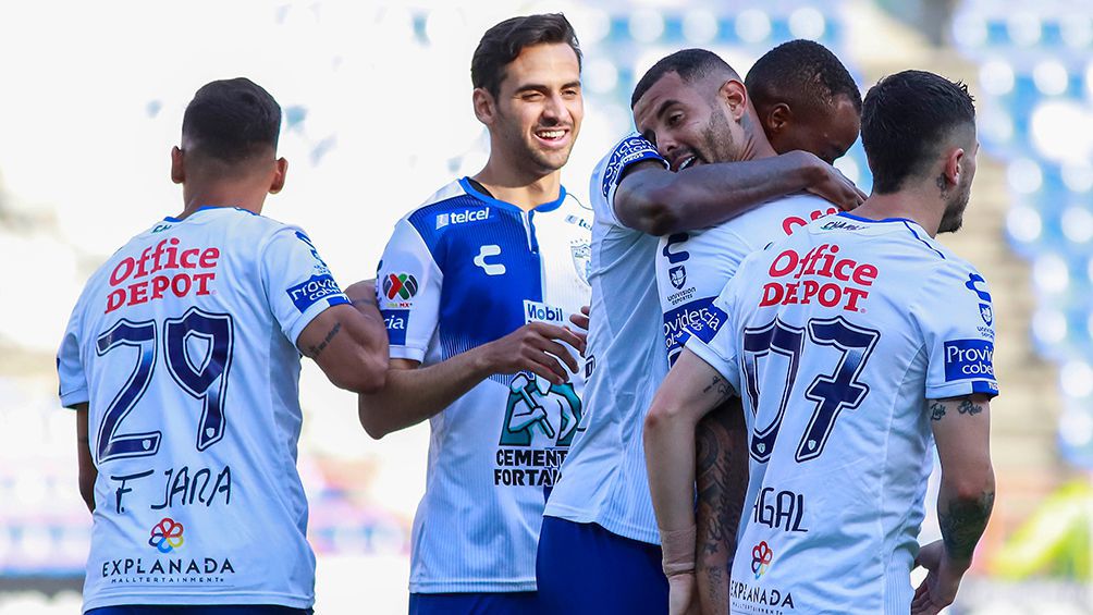 Cardona y compañía en la celebración 