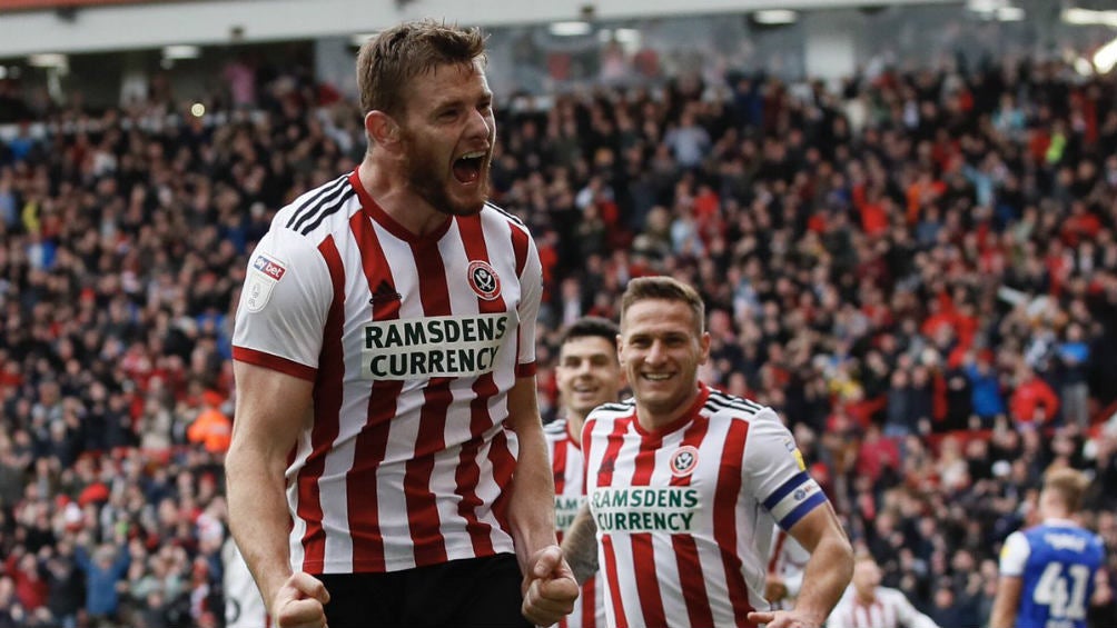 Jugadores del Sheffield United festejan un gol