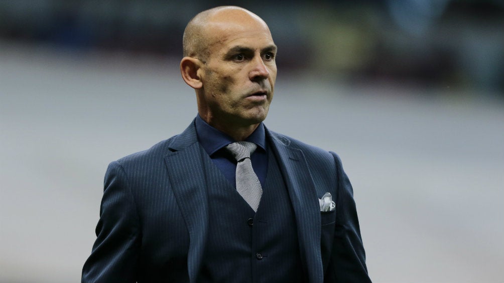 Paco Jémez durante un partido de liga con el Cruz Azul 