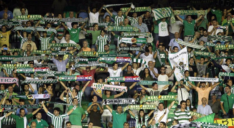 Afición del Betis durante un partido