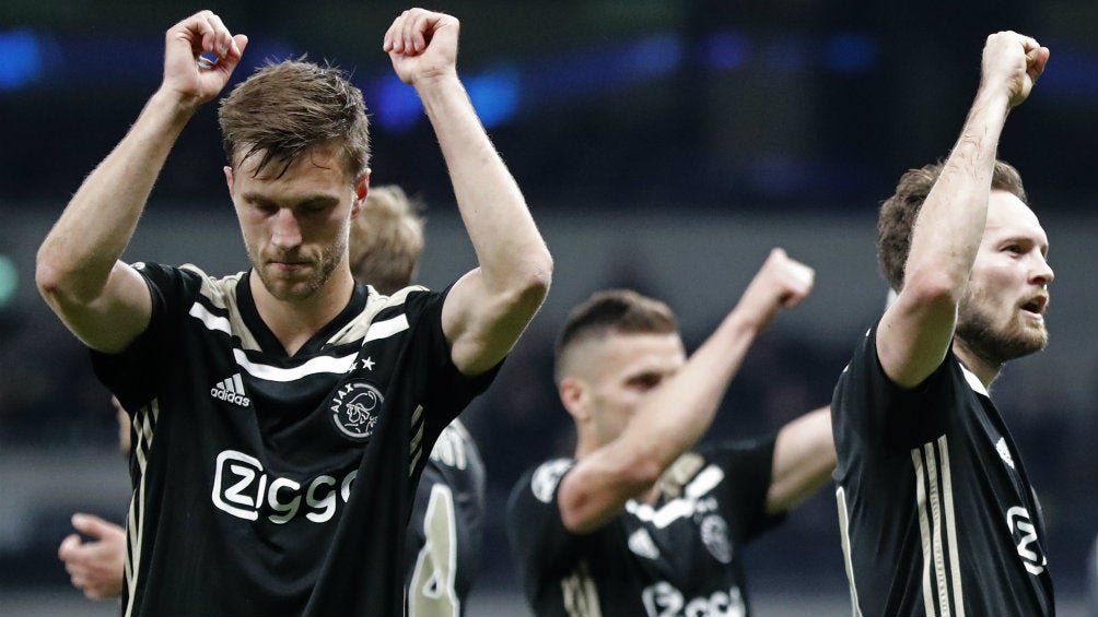 Ajax celebra su triunfo ante el Tottenham 