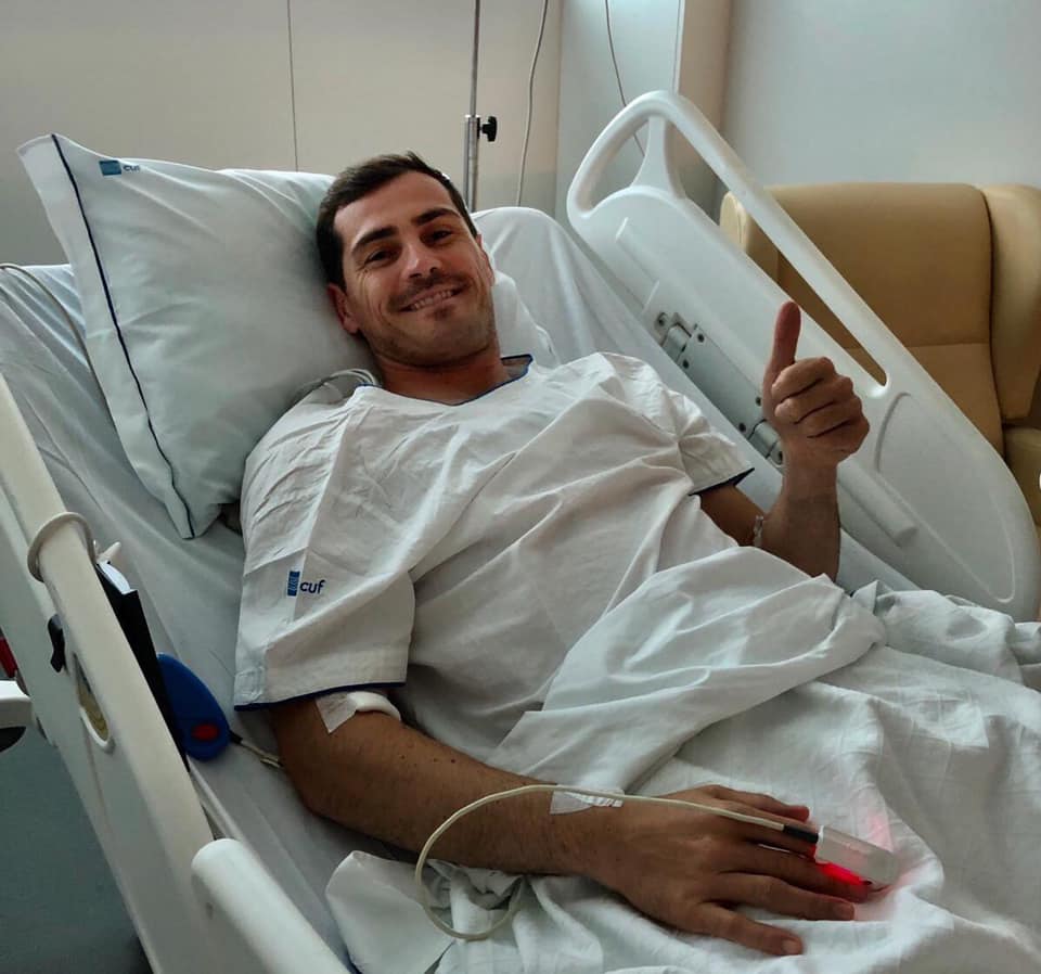 Casillas mandó saludos a los aficionados a través de Facebook