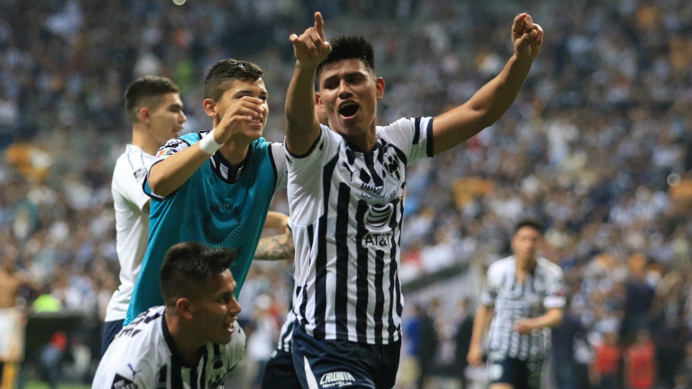 Jesús Gallardo celebra triunfo contra Tigres