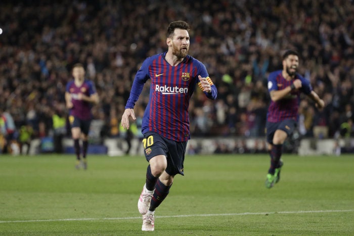 Messi, durante el juego en el Camp Nou