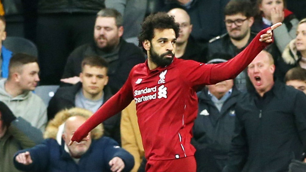 Mohamed Salah festeja en juego contra Newcastle