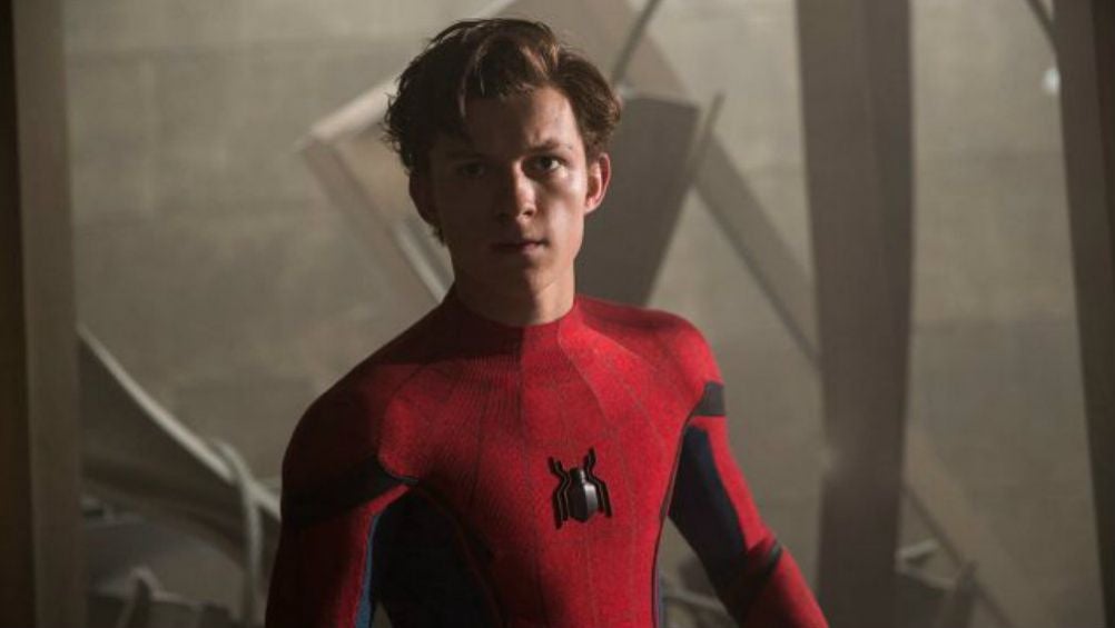 Tom Holland interprentado a Spider Man 