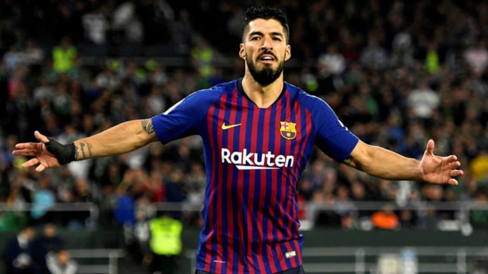 Luis Suárez festeja un gol con el Barcelona