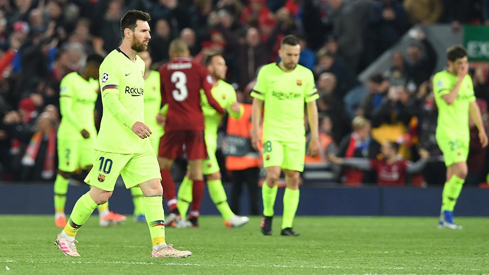 Messi abandona Anfield tras ser eliminado de la Champions League