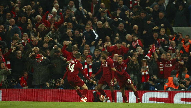 Georginio Wijnaldum festeja su gol en Anfield frente al Barça